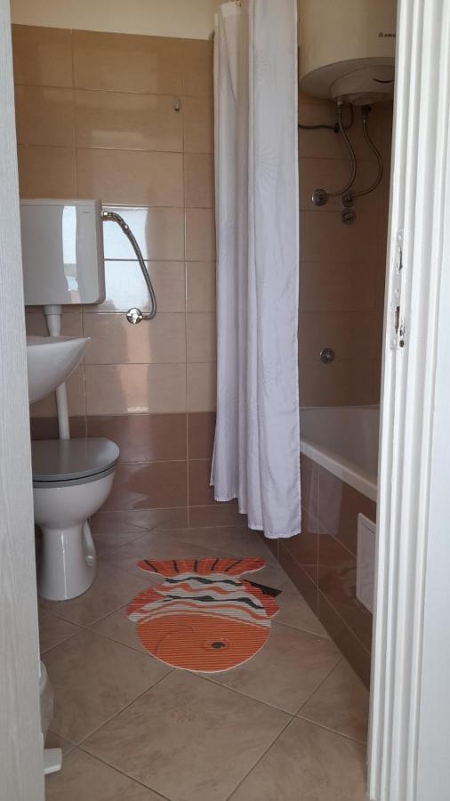 Apartmani Mirko Ljubac Ražanac Extérieur photo